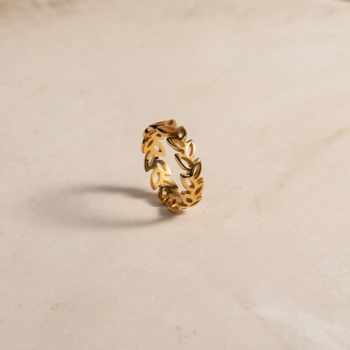 BLOOM GOLDEN RING