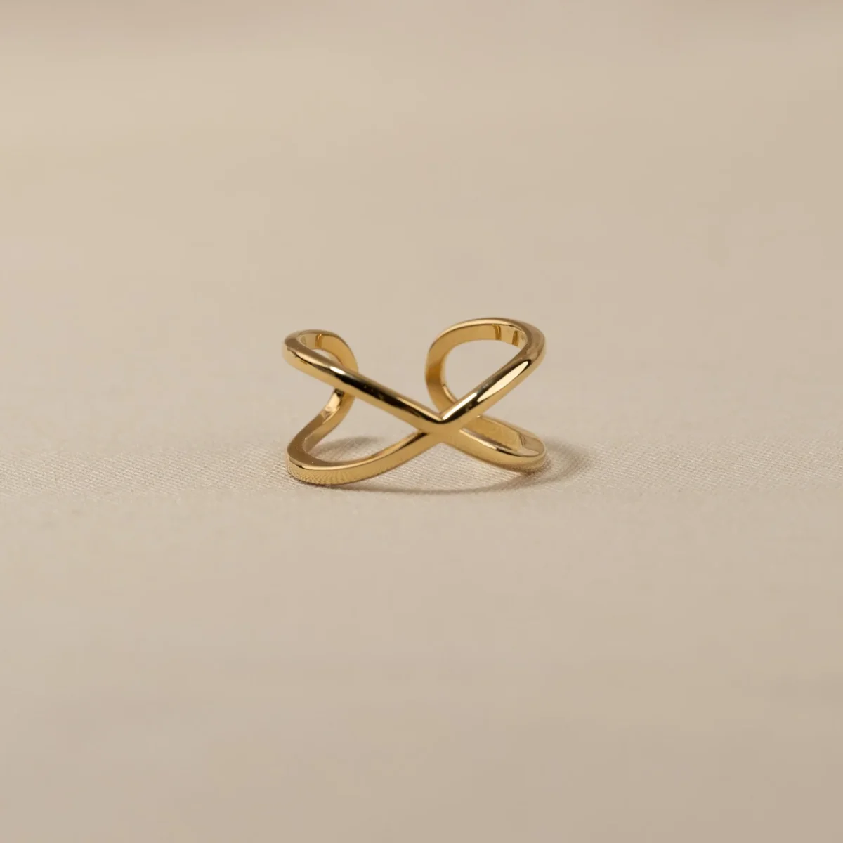 ANASTASIA GOLDEN RING
