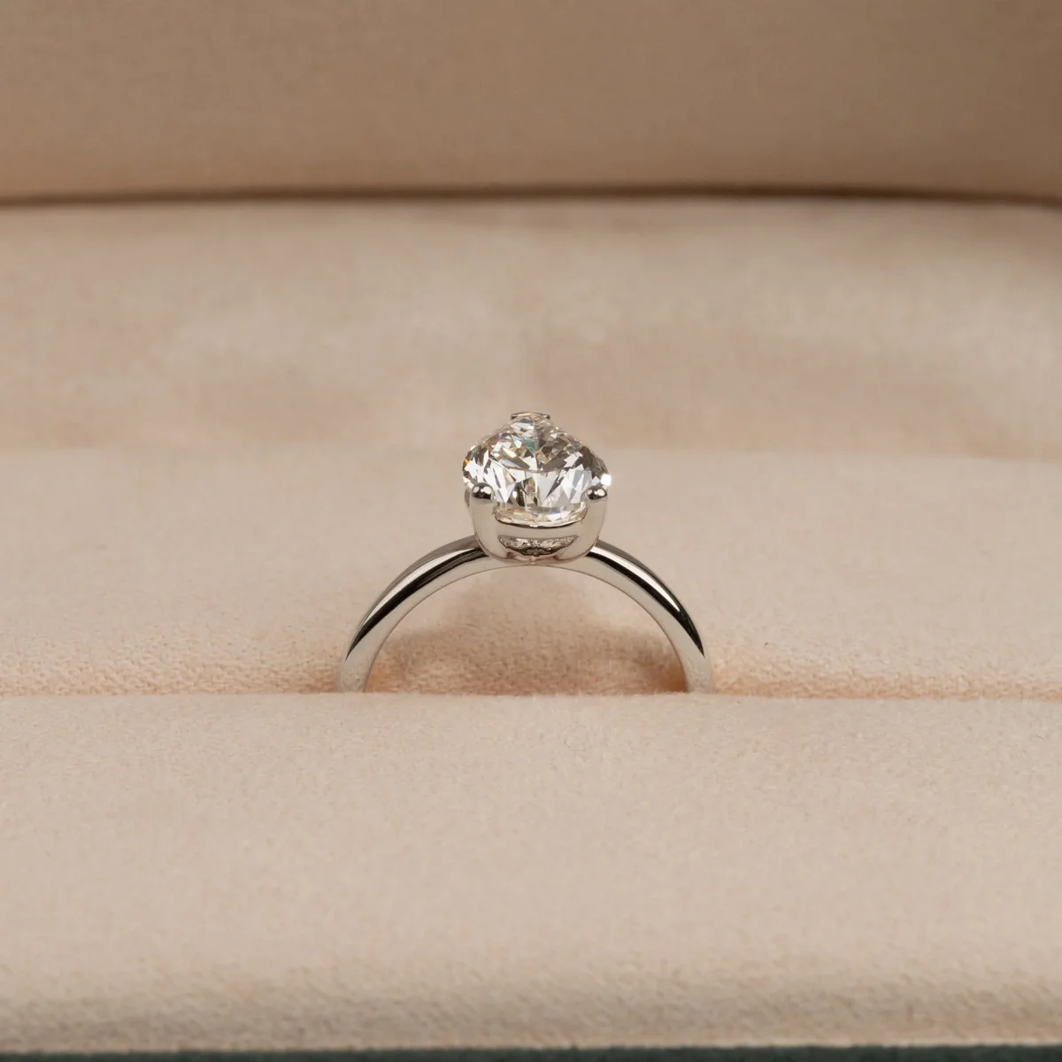 SOLITAIRE PEAR-CUT LAB-DIAMOND RING - 2.5ct - WG - Bild 8