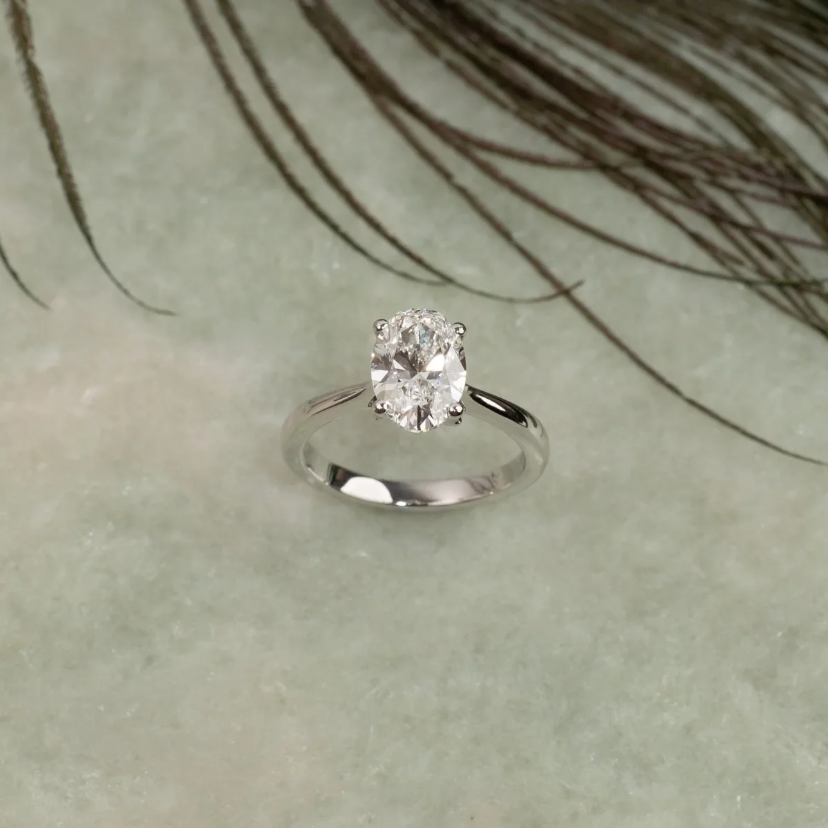 SOLITAIRE TULIP-SET OVAL-CUT LAB-DIAMOND RING - 2.0ct - WG - Bild 2