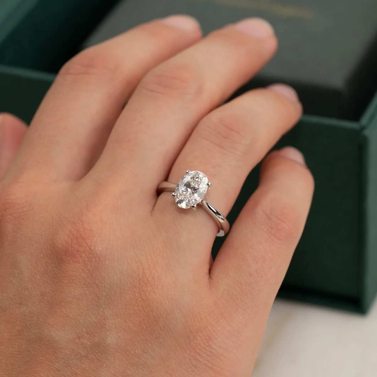 SOLITAIRE TULIP-SET OVAL-CUT LAB-DIAMOND RING - 2.0ct - WG - Bild 9